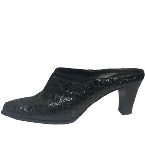 Last weekend- name your price! Capucci Crocodile Print Square Toe Mules size 8